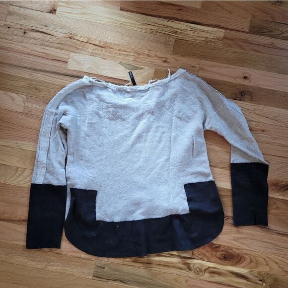 LOVE Culture Raw Edge Oversized Cropped Top Medium - Picture 8 of 9